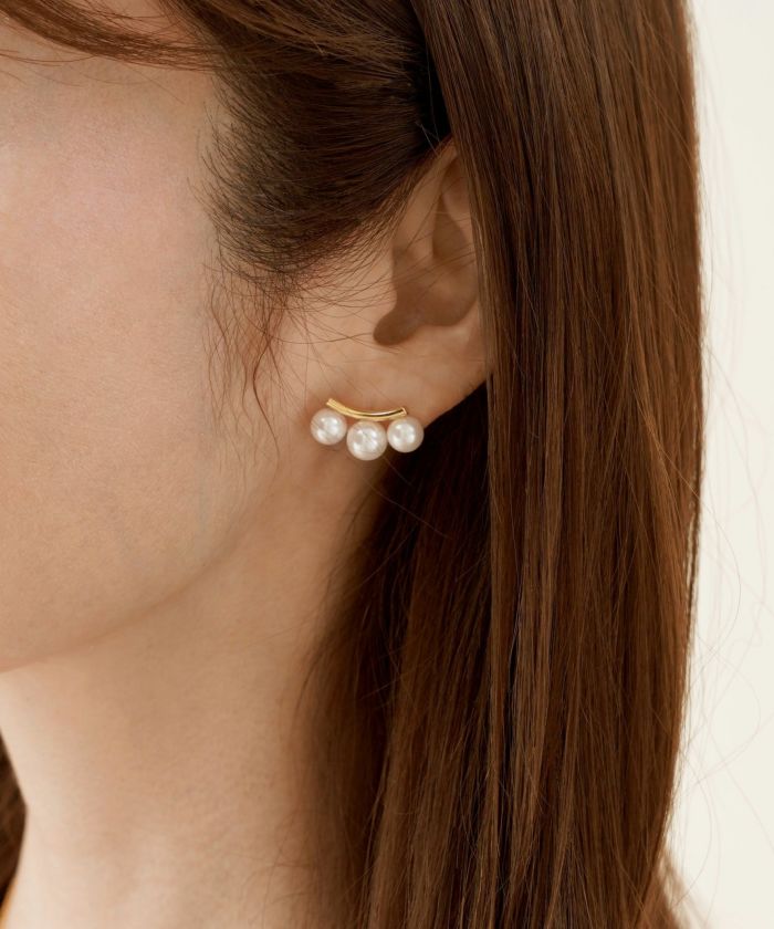 スリー パール ピアス Three Pearl Pierce