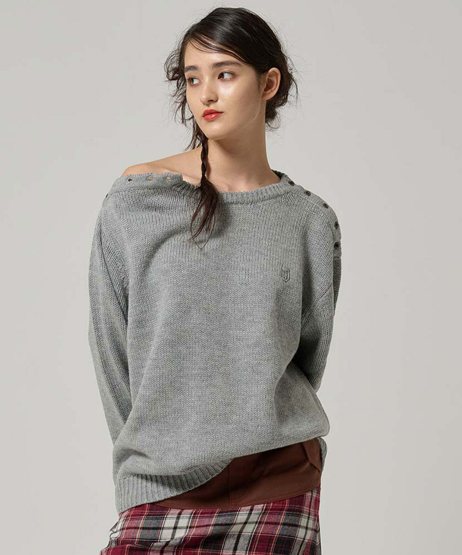 ニット/オーバーニット/エンブレム付き