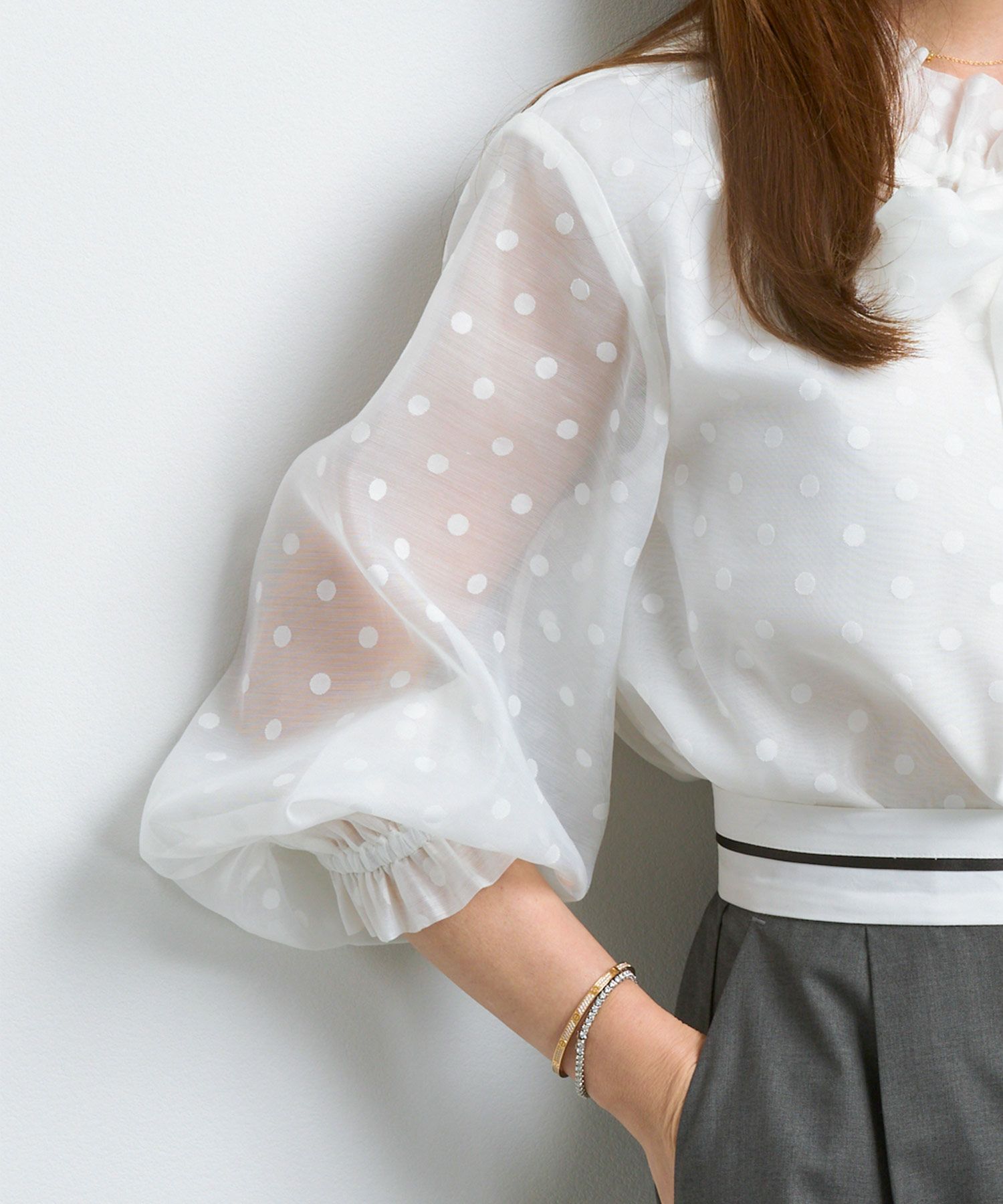 手洗い可トップスレディースブラウスシアー素材ドットおしゃれかわいい大人長い丈白黒ジョイントスペース