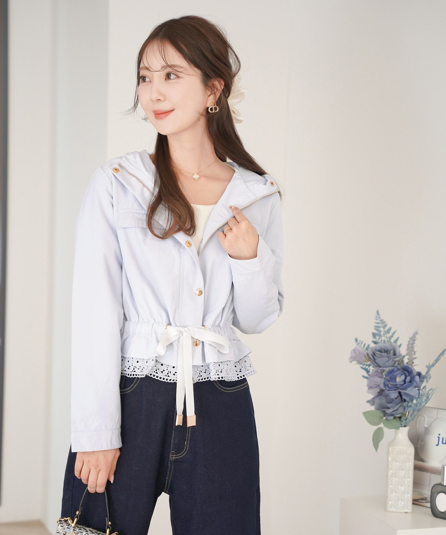 レディース/アウター/軽羽織/春コート/秋コート/撥水/防水/雨具/ショート丈/ミドル丈/長袖/フード/ボタン/袖口ゴム/アイボリー/ネイビー/ブラック/上品/シンプル/レインコート/ゴールド/春/秋/雨の日/お出かけ/新色/バレンタイン/ピンクブルーグレー/サックス/春カラー/梅雨