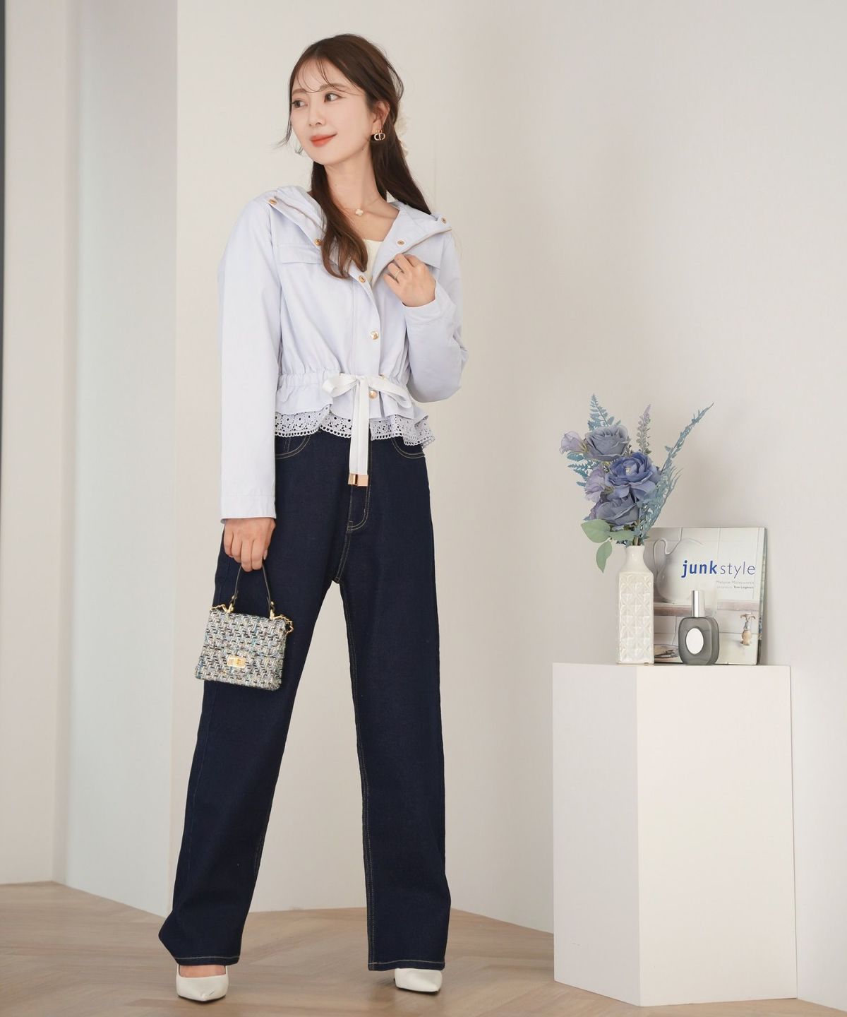 レディース/アウター/軽羽織/春コート/秋コート/撥水/防水/雨具/ショート丈/ミドル丈/長袖/フード/ボタン/袖口ゴム/アイボリー/ネイビー/ブラック/上品/シンプル/レインコート/ゴールド/春/秋/雨の日/お出かけ/新色/バレンタイン/ピンクブルーグレー/サックス/春カラー/梅雨