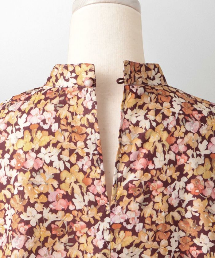 ケープデザイン ブラウス Made with Liberty Fabric HUIT 全2色