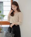 レディース/カットソー/トップス/Tシャツ/もっちり/8分袖/長袖/スカラップ/ギャザー/スリット/アイボリー/ブラック/ネイビー/カジュアル/エレガント/上品/オフィスカジュアル/オフィススタイル/新色/ピンク/くすみピンク/ピーチピンク/ピンクベージュ