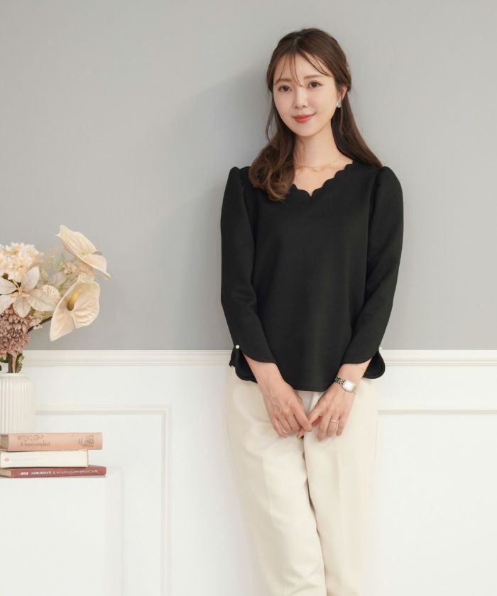 レディース/カットソー/トップス/Tシャツ/もっちり/8分袖/長袖/スカラップ/ギャザー/スリット/アイボリー/ブラック/ネイビー/カジュアル/エレガント/上品/オフィスカジュアル/オフィススタイル/新色/ピンク/くすみピンク/ピーチピンク/ピンクベージュ