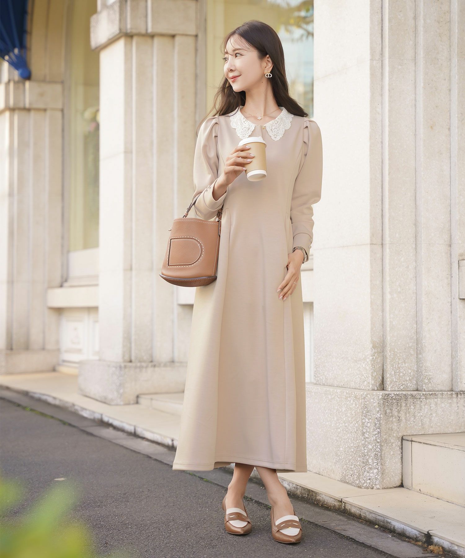 レディース/カットワンピース/カットソー/厚手/あったか/もっちり/柔らか/伸縮性/マタニティ/レース/シャツ襟/きれいめ/カジュアル/リラックス/ワンマイル/ロング/ミモレ丈/長袖/フレア/アイボリー/ブラウン/ネイビー/ブラック/オケージョン/新色/ピンクベージュ/チャコール