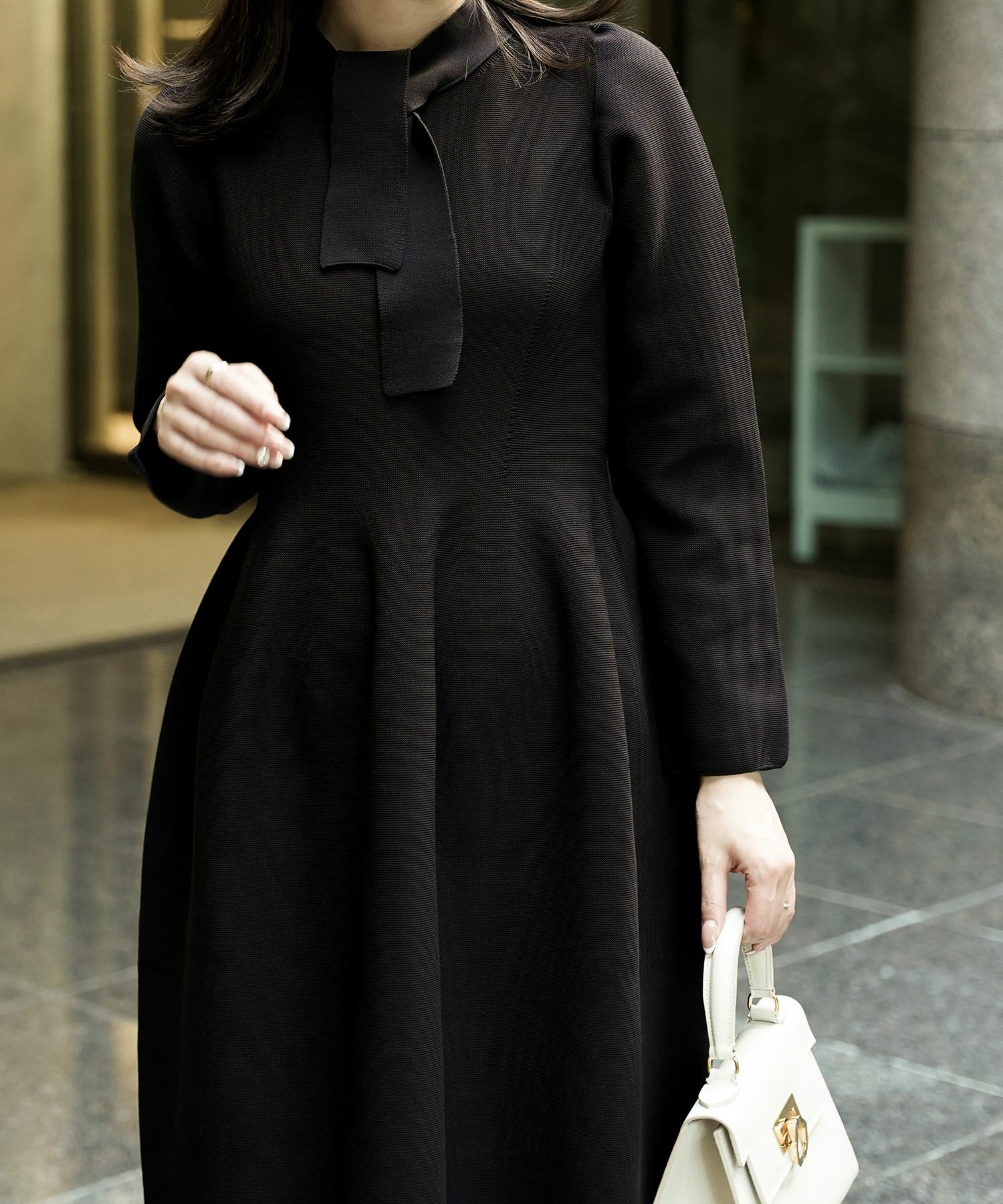 ボウタイ ホールガーメント ニット ワンピース HUIT 全3色｜hit341  