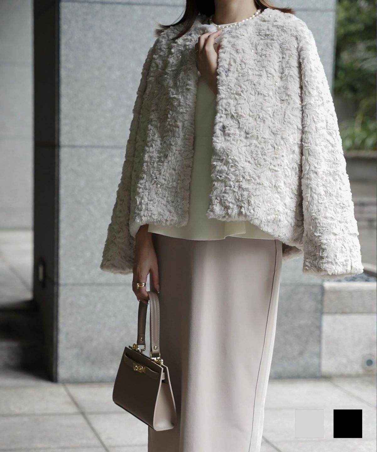 セレクト パール エコファー コート HUIT グレージュ/ブラック