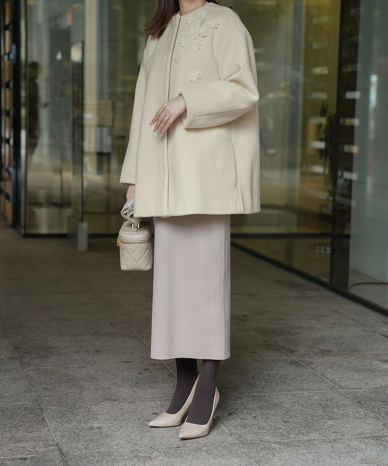 ミドル丈 パール 起毛 アシンメトリー 冬/アイボリー/ブラック/M