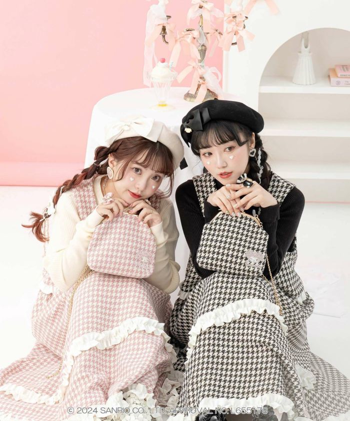 サンリオキャラクターズ コラボ チャーム付き リボンベレー帽 サンリオキャラクターズ コラボ チャーム付き リボンベレー帽