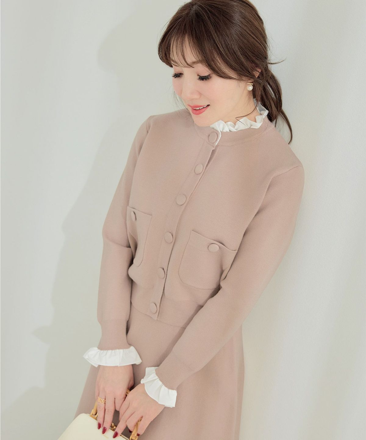 手洗い可ニットトップスレディースかわいいきれいめオフィス秋冬大人白黒ジョイントスペース