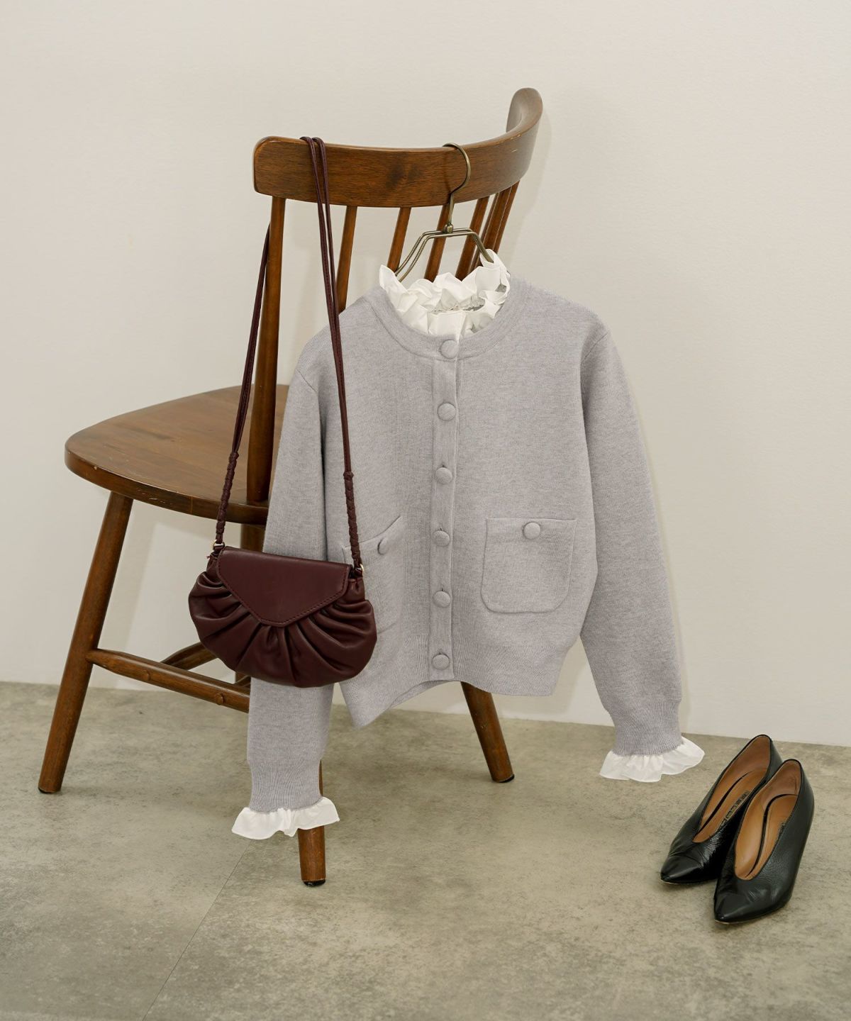 手洗い可ニットトップスレディースかわいいきれいめオフィス秋冬大人白黒ジョイントスペース