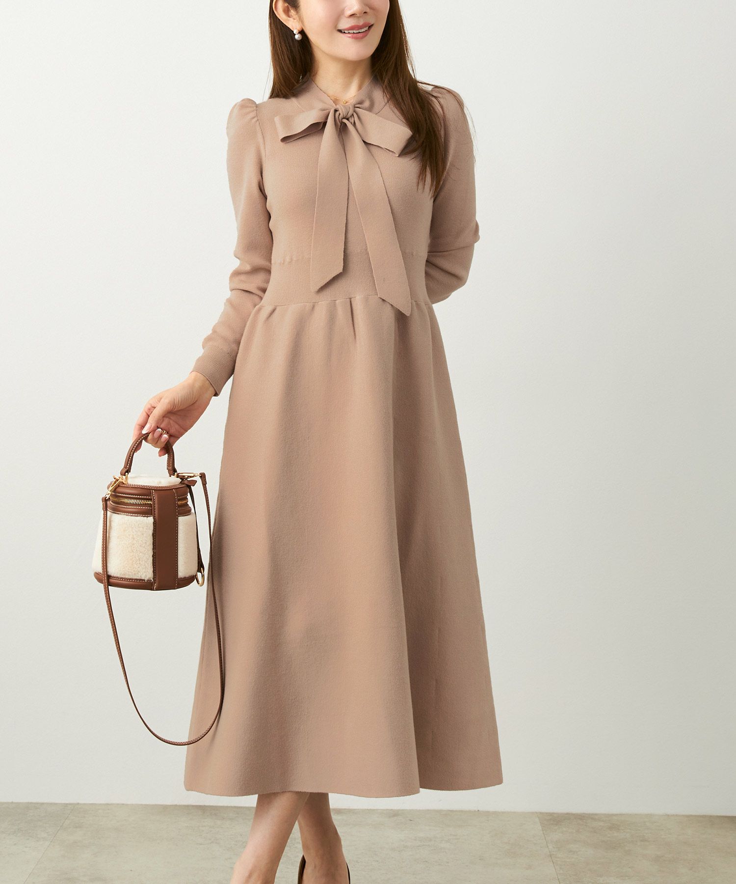 新色追加 手洗い可 長袖 ロング レディース 秋 春 フレア 黒 可愛い オフィス きれいめ ジョイントスペース