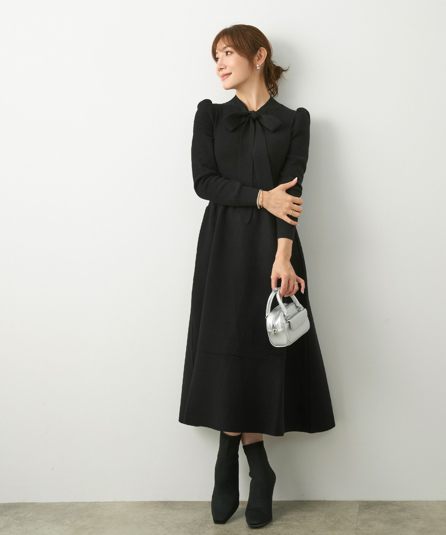 新色追加 手洗い可 長袖 ロング レディース 秋 春 フレア 黒 可愛い オフィス きれいめ ジョイントスペース