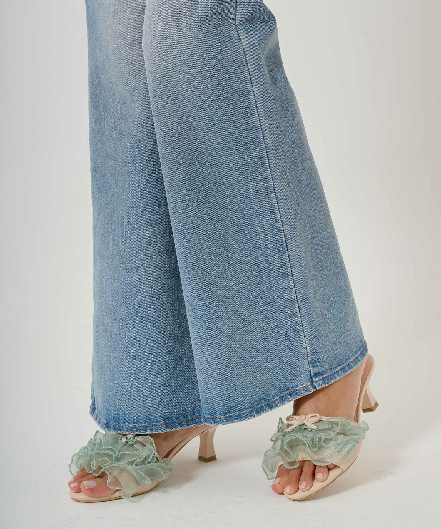 ボトムス/デニム/フレアパンツ/レース