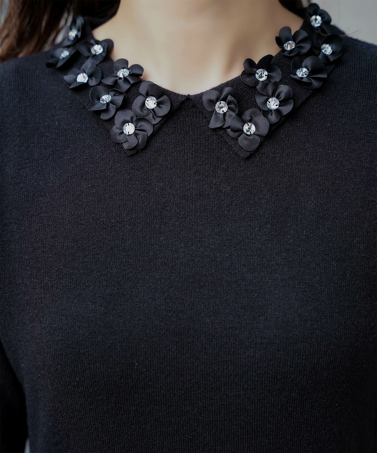 フラワーモチーフ 襟付き ニット ワンピース HUIT ネイビーミックス/アイボリー/ネイビー/ブラック/ミックス