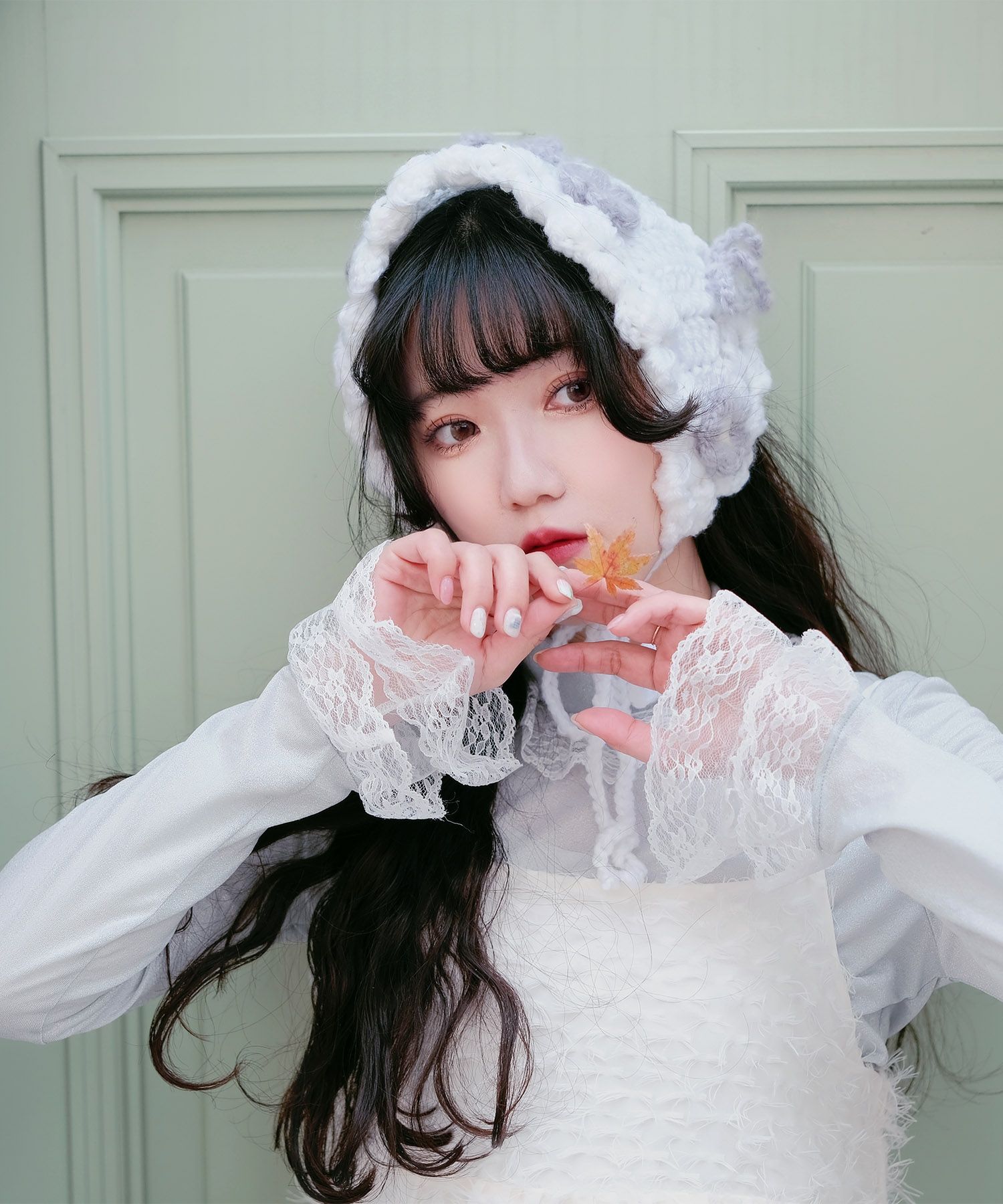 キラキラ ラメリブ ハイネック 冬 シルバーホワイト ブラック/M