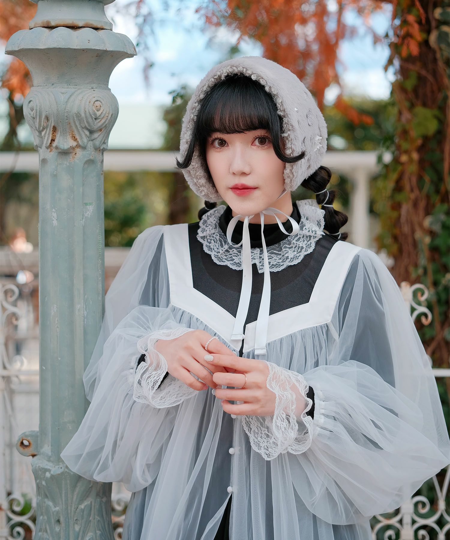 キラキラ ラメリブ ハイネック 冬 シルバーホワイト ブラック/M