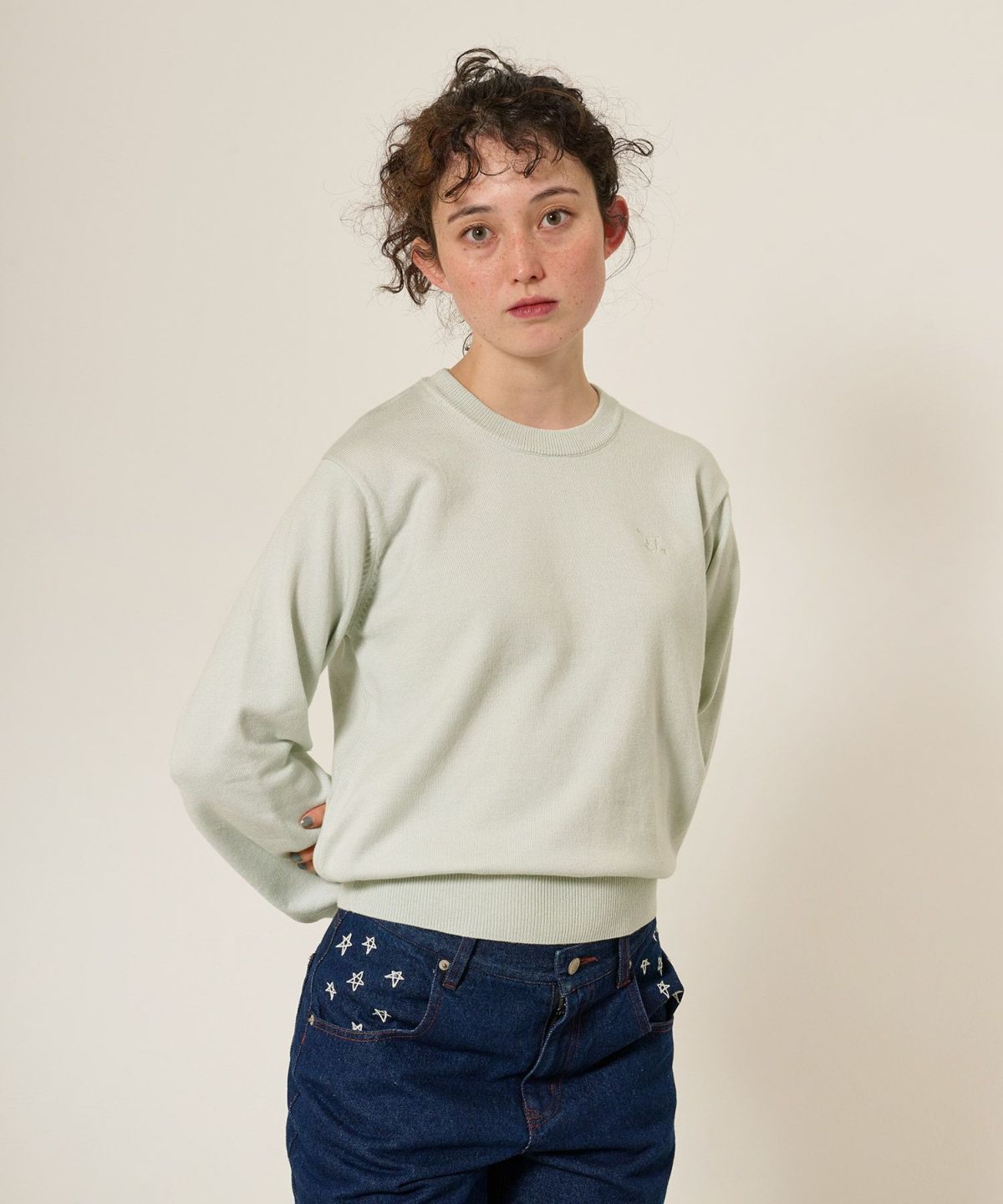 ニット/トップス/エンブレム付き