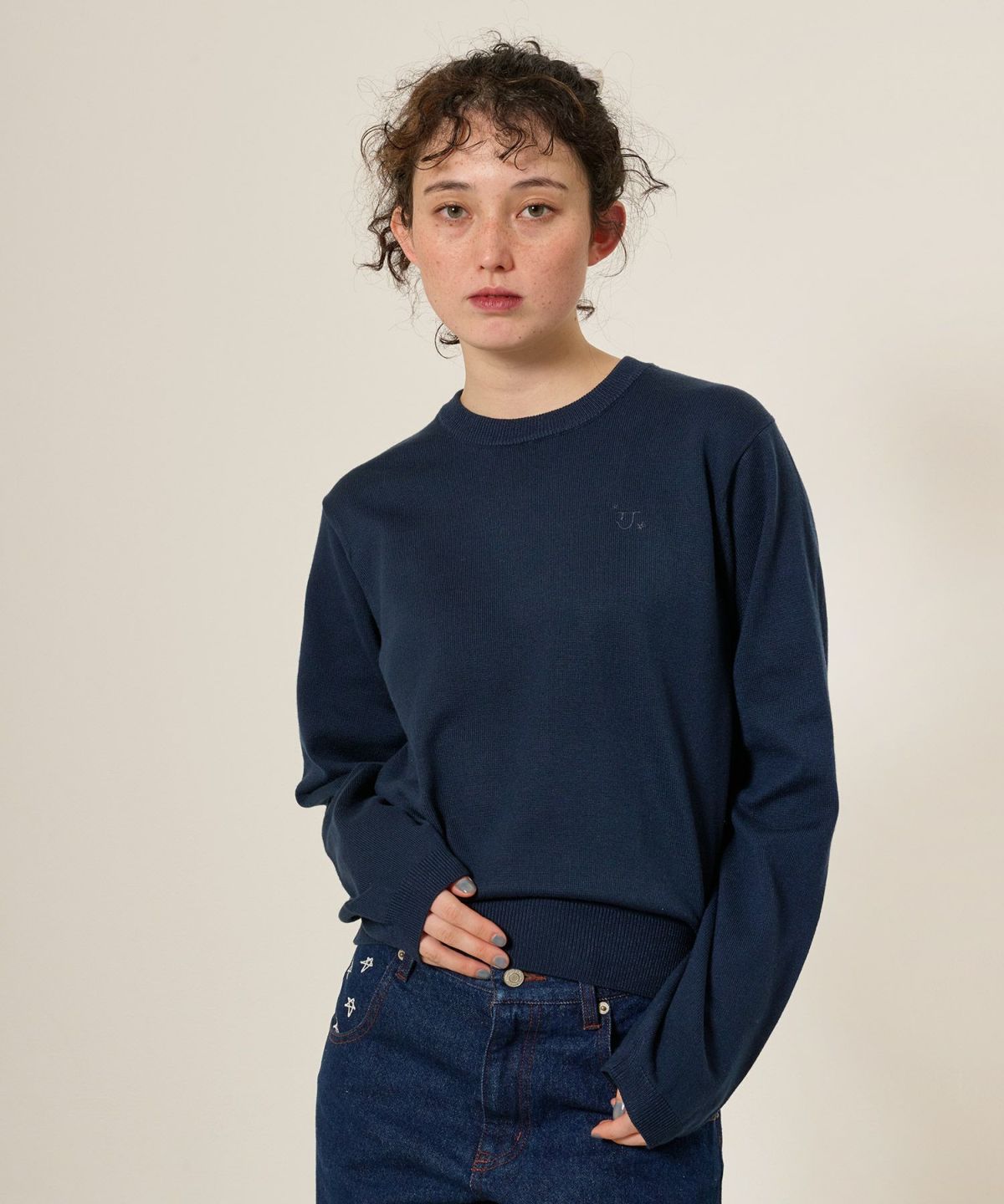 ニット/トップス/エンブレム付き