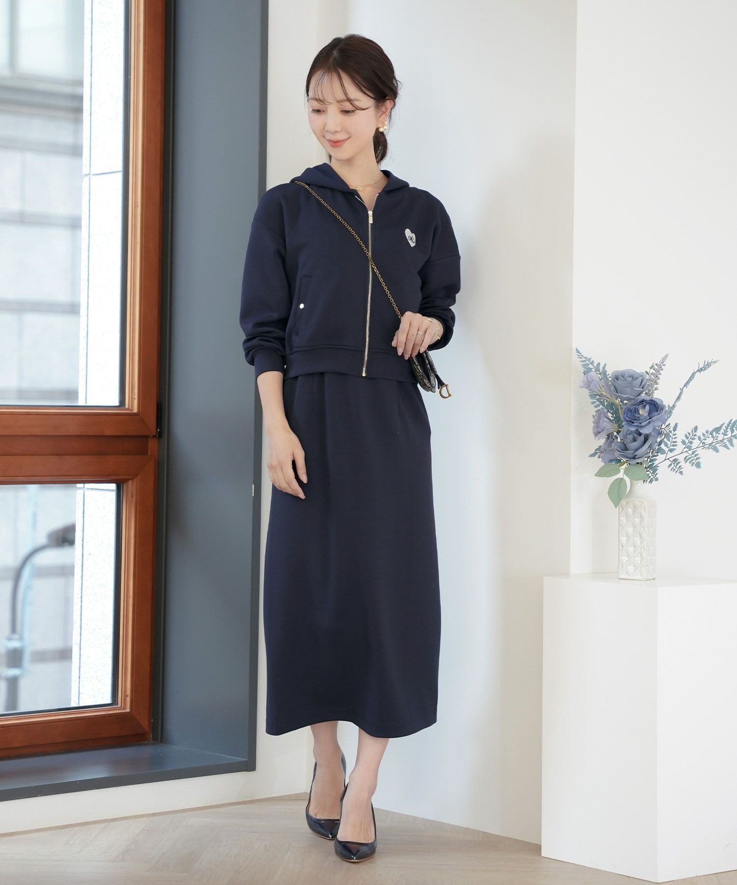 レディース/トップス/パーカー/カットソー/ダンボールニット/伸縮性/長袖/春/秋/冬/ワンマイル/旅行/運動会/お出かけ/オフィスカジュアル/エレガント/カジュアル/フェミニン/刺繍/ハート/ロゴ/アイボリー/ピンク/ネイビー/新色/ブラ