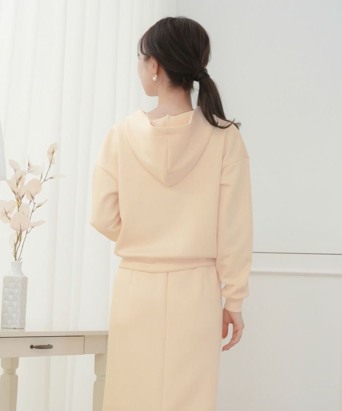 レディース/トップス/パーカー/カットソー/ダンボールニット/伸縮性/長袖/春/秋/冬/ワンマイル/旅行/運動会/お出かけ/オフィスカジュアル/きれいめ/動きやすい/エレガント/カジュアル/フェミニン/刺繍/ハート/ロゴ/アイボリー/ピンク/ネイビー