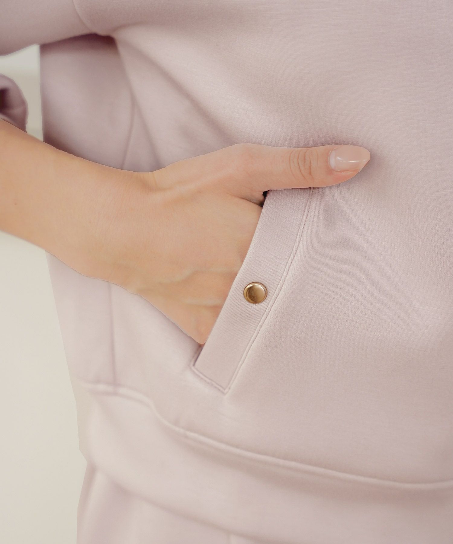 レディース/トップス/パーカー/カットソー/ダンボールニット/伸縮性/長袖/春/秋/冬/ワンマイル/旅行/運動会/お出かけ/オフィスカジュアル/エレガント/カジュアル/フェミニン/刺繍/ハート/ロゴ/アイボリー/ピンク/ネイビー/新色/ブラ