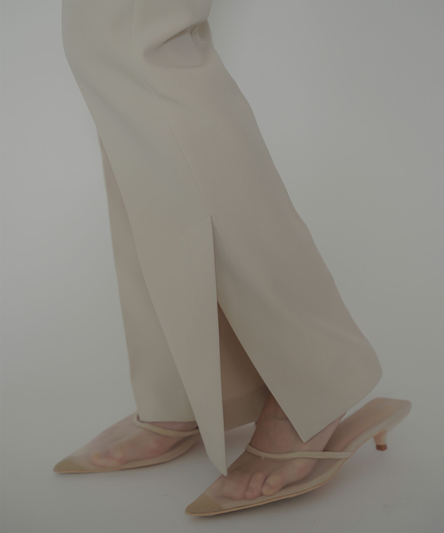 裾 スリット スラックス パンツ KINO THE KEI