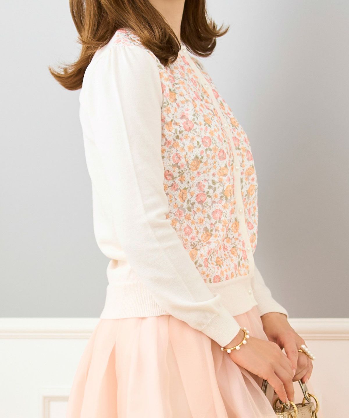 ウォッシャブル ニット カーディガン レディース トップス かわいい きれいめ 大人 オフィス 上品 花柄 白 ジョイントスペース