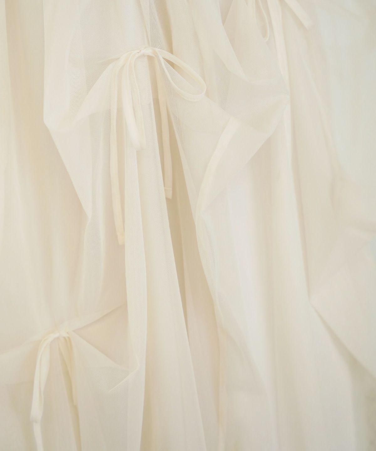 レディース/セレクト/ボトムス/スカート/チュール/リボン/アシメ/ランダム/シアー/透け感/ウエストゴム/春/夏/秋/冬/フェミニン/上品/エレガント/かわいい/アイボリ－/グレー