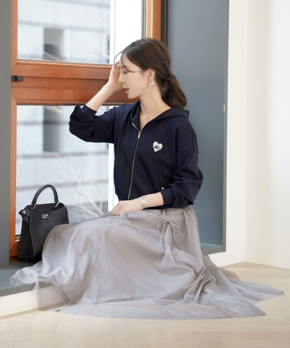 レディース/セレクト/ボトムス/スカート/チュール/リボン/アシメ/ランダム/シアー/透け感/ウエストゴム/春/夏/秋/冬/フェミニン/上品/エレガント/かわいい/アイボリ－/グレー