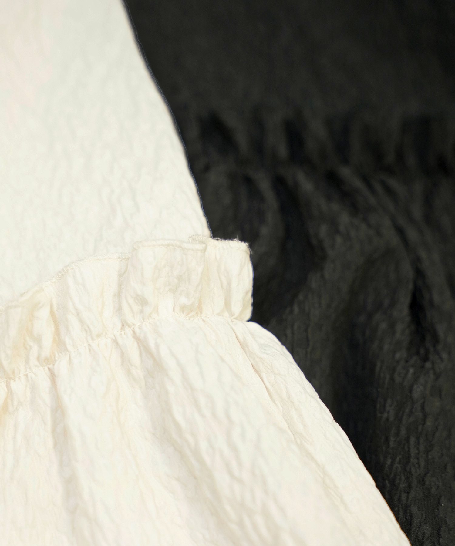 手洗い可イレヘムパフ袖フェミニン春上品大人可愛いきれいめジョイントスペース