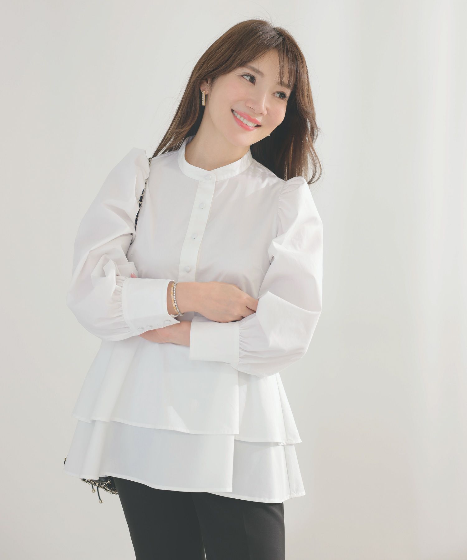 手洗い可くるみ釦フェミニンオフィス春上品大人可愛いきれいめジョイントスペース