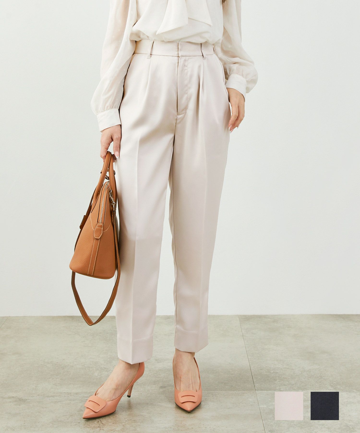 ブライトサテンセンタープレスパンツLiala×PG