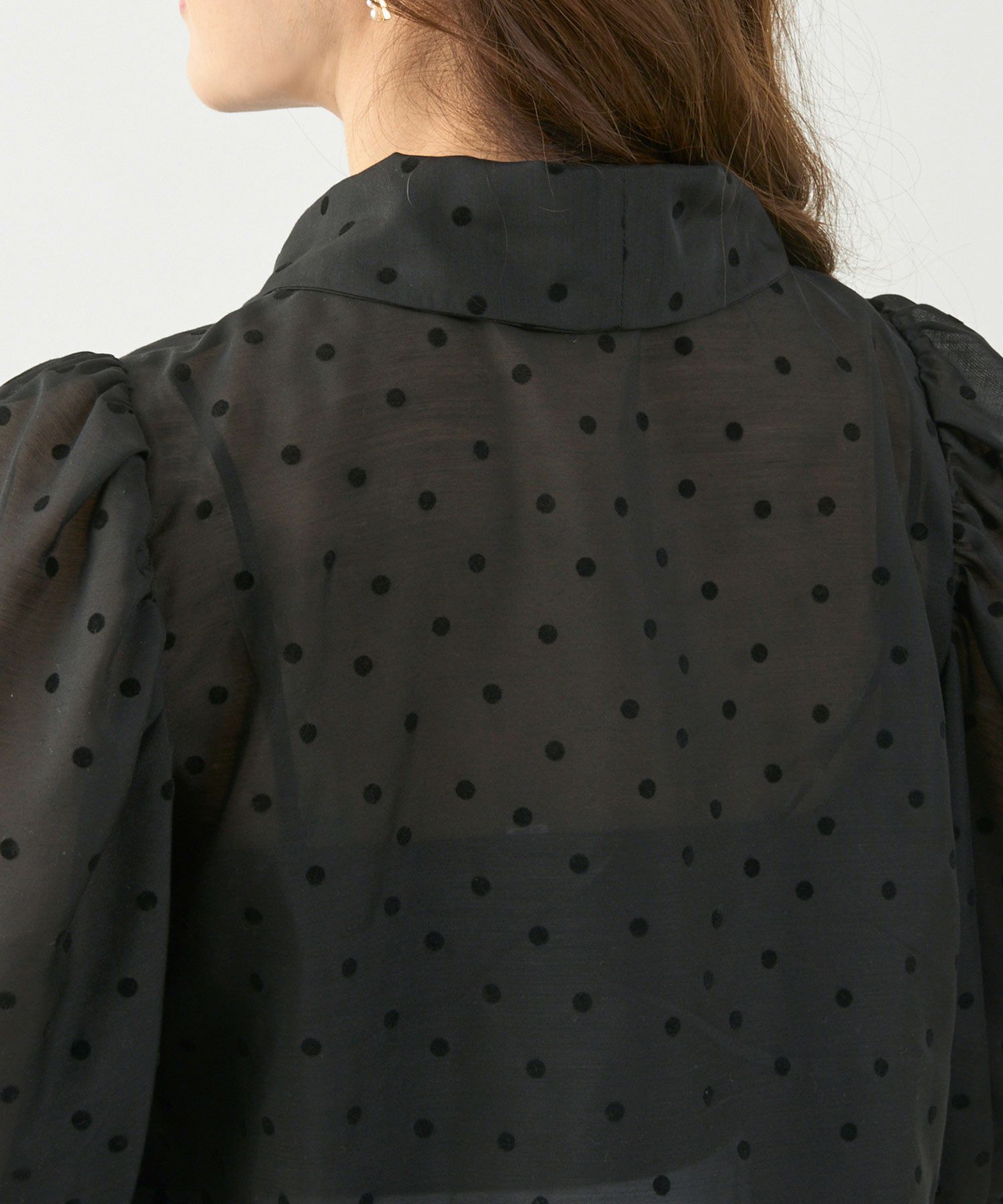 手洗い可オケージョンオフィス学校行事おしゃれフェミニン透け感上品きれいめ長袖白黒ジョイントスペース