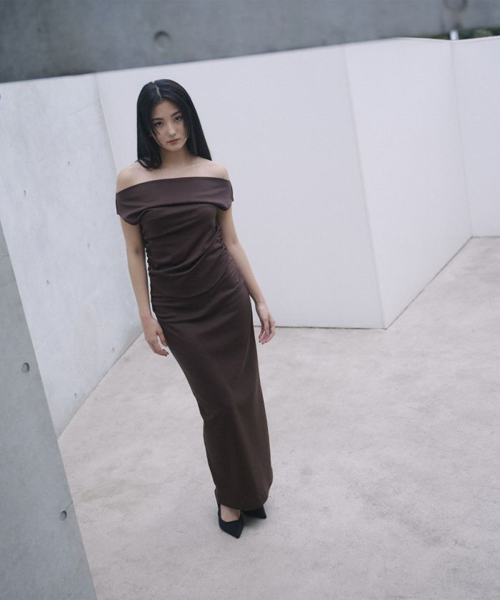 side tuck skirt