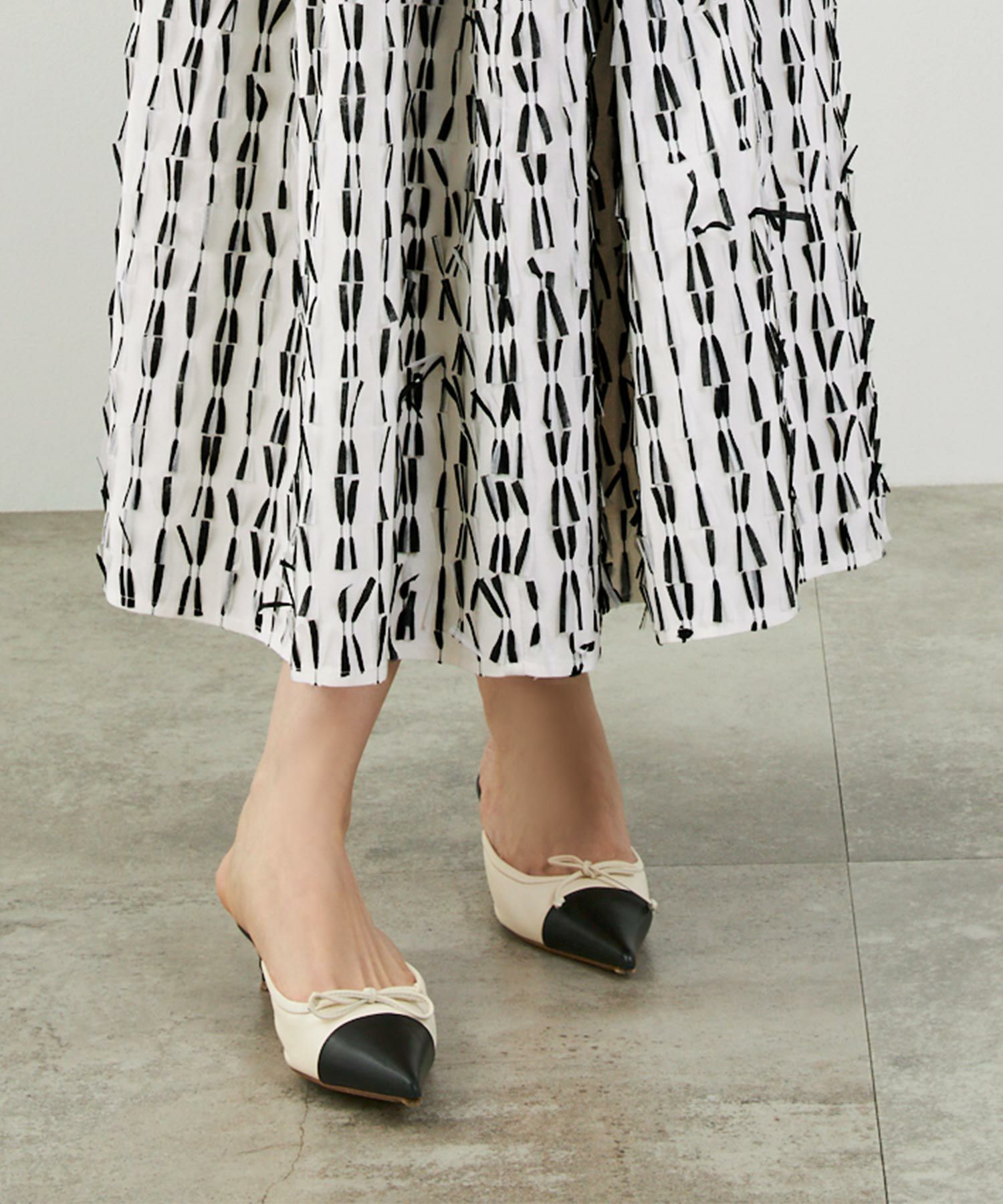 手洗い可上品きれいめエレガントフリンジモノトーン白黒ふんわりジョイントスペース