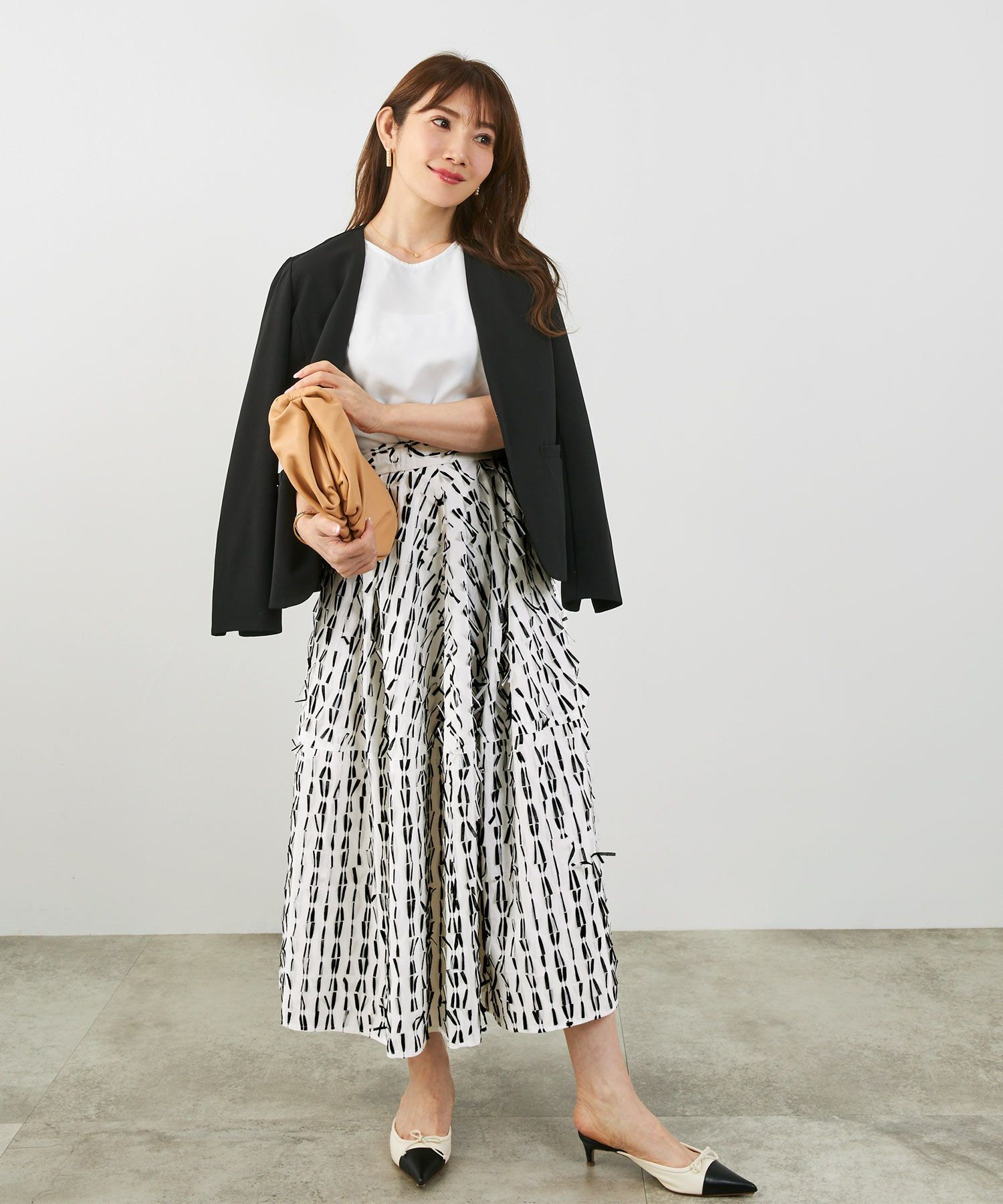 手洗い可上品きれいめエレガントフリンジモノトーン白黒ふんわりジョイントスペース