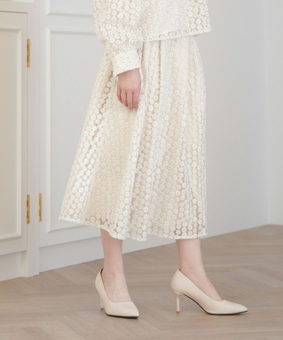 セレクトスカートフレアロングレース白黒ウエストゴム春かわいいコーデきれいめジョイントスペース