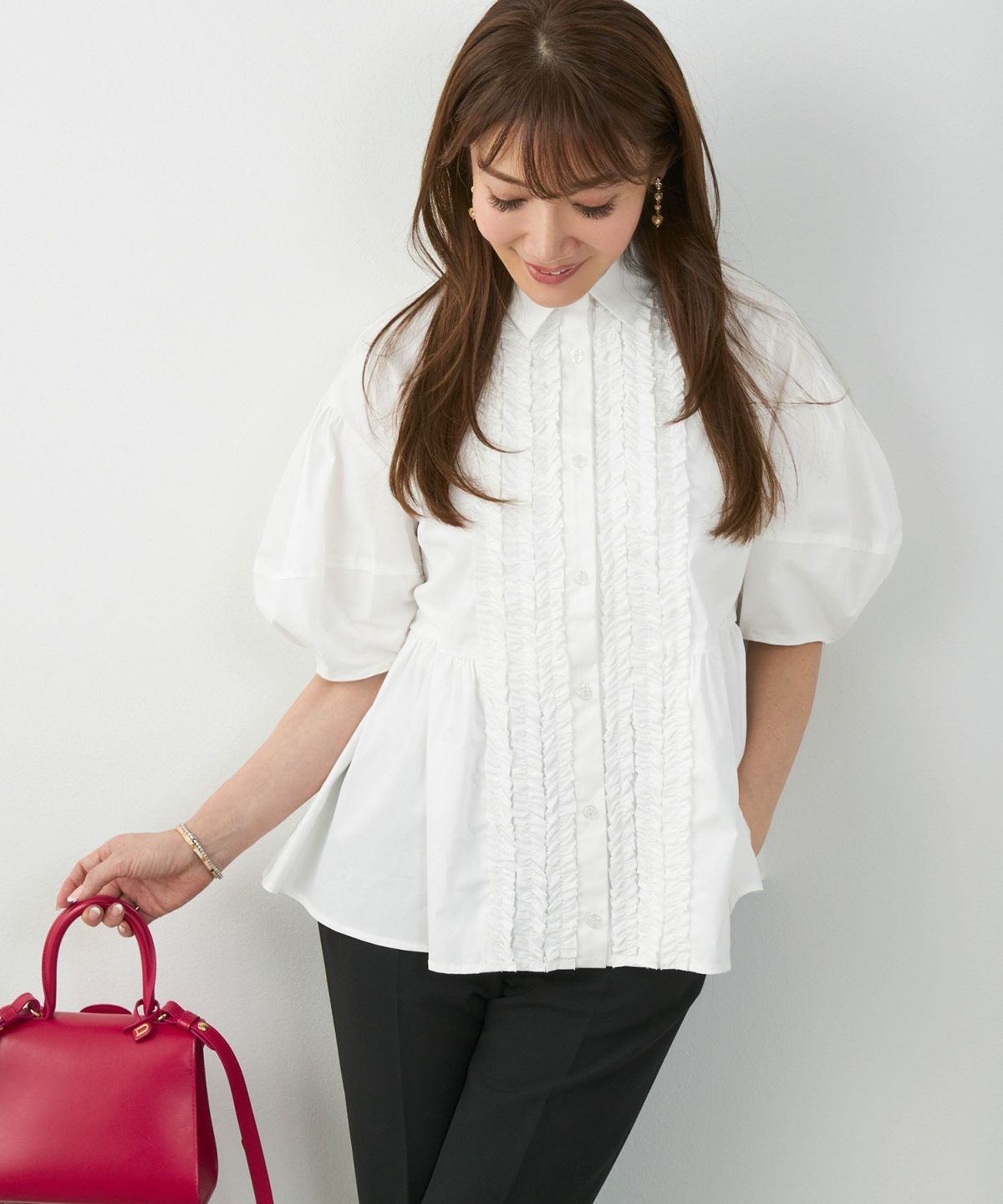 手洗い可体型カバーオフィスおしゃれフェミニン上品大人可愛いきれいめ春ジョイントスペース