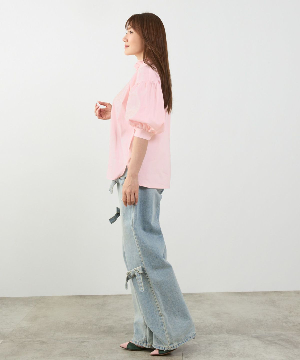 手洗い可体型カバーパフスリーブオフィスおしゃれフェミニン上品大人可愛いきれいめ春ジョイントスペース