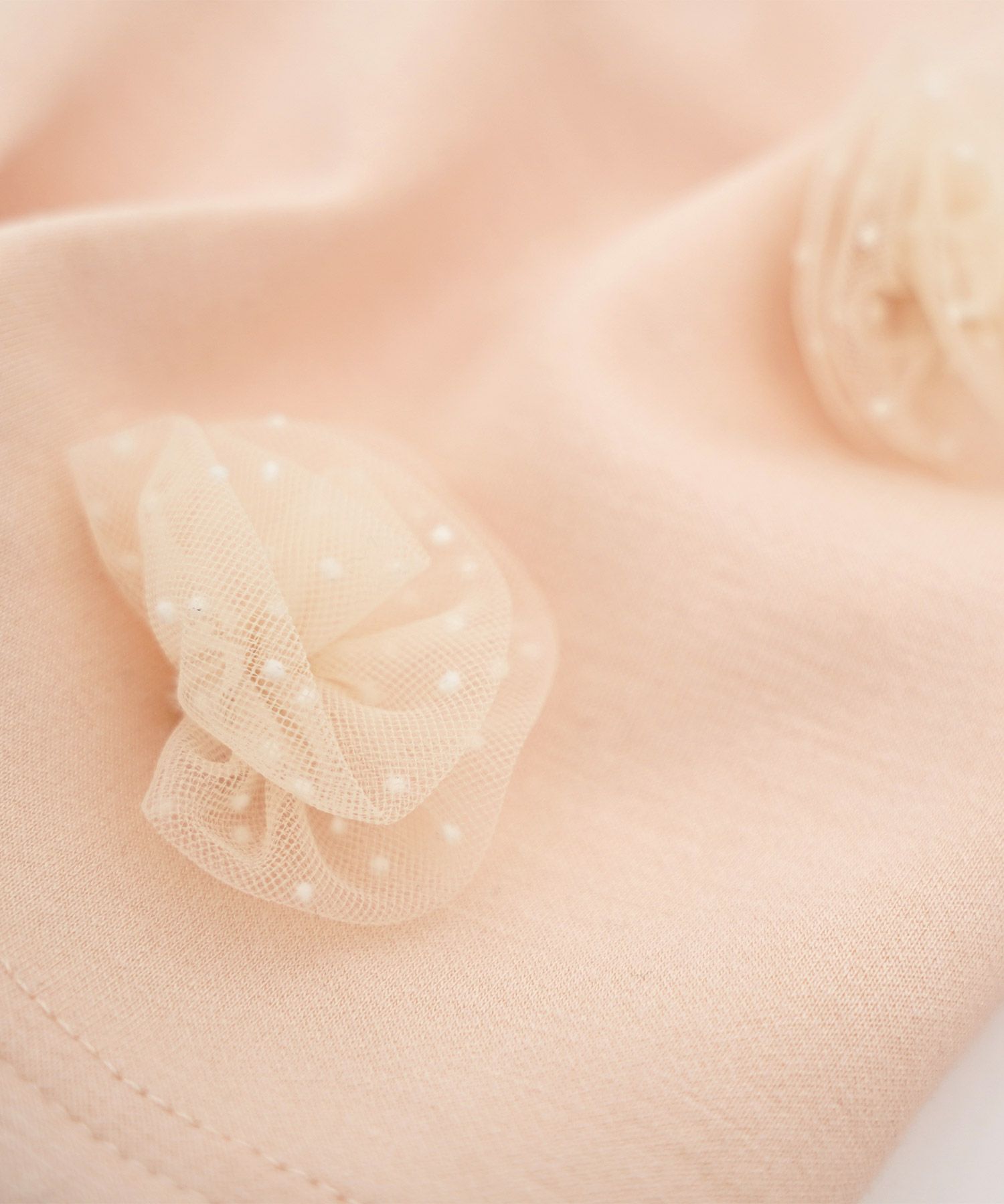 レディース/Tシャツ/トップス/夏/春/半袖/サイズ展開/ギャザー/タック/クルーネック/パフ袖/パフスリーブ/トレンド/カジュアル/オフィスカジュアル/エレガント/フェミニン/上品/シンプル/ピンク/ホワイト/ネイビー