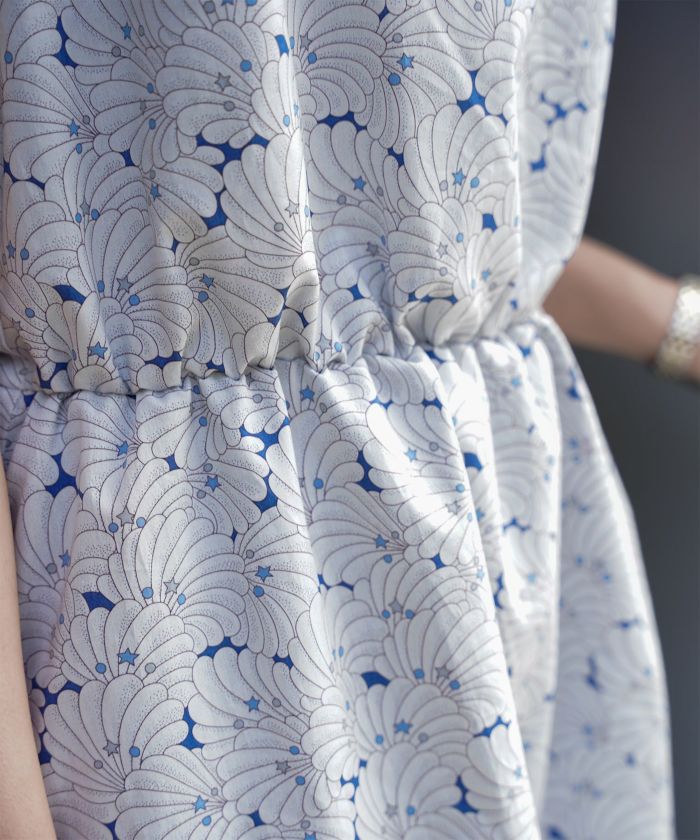 〓STELLA McCARTNEY〓 BLUE 花柄 シルク リボン ワンピース ワンピース TX1020Z0522 | STELLA McCARTNEY KIDS