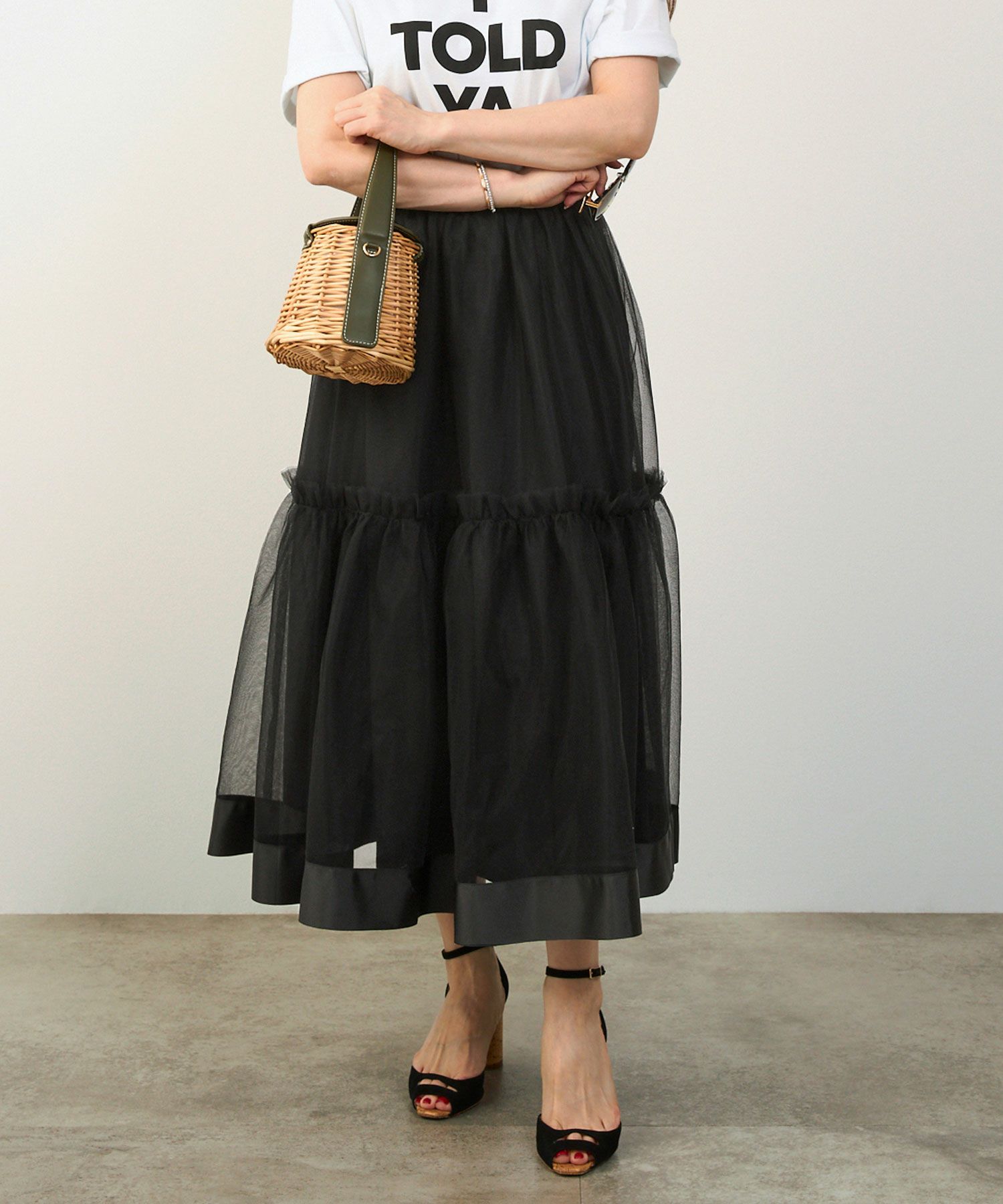 手洗い可上品きれいめエレガントふんわり大人可愛いフリルオールシーズンカジュアルフェニミンジョイントスペース