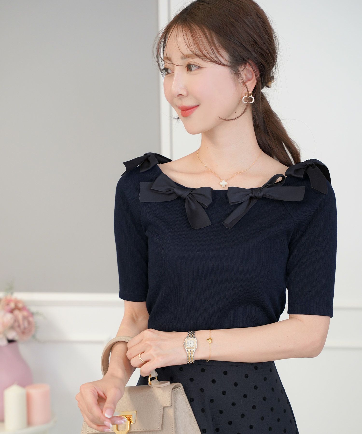 レディース/トップス/カットソー/半袖/春/夏/秋/晩夏/リブ/テレコ/リボン/デザイン/可愛い/エレガント/フェミニン/上品/アイボリー/ピンクベージュ/ネイビー/異素材