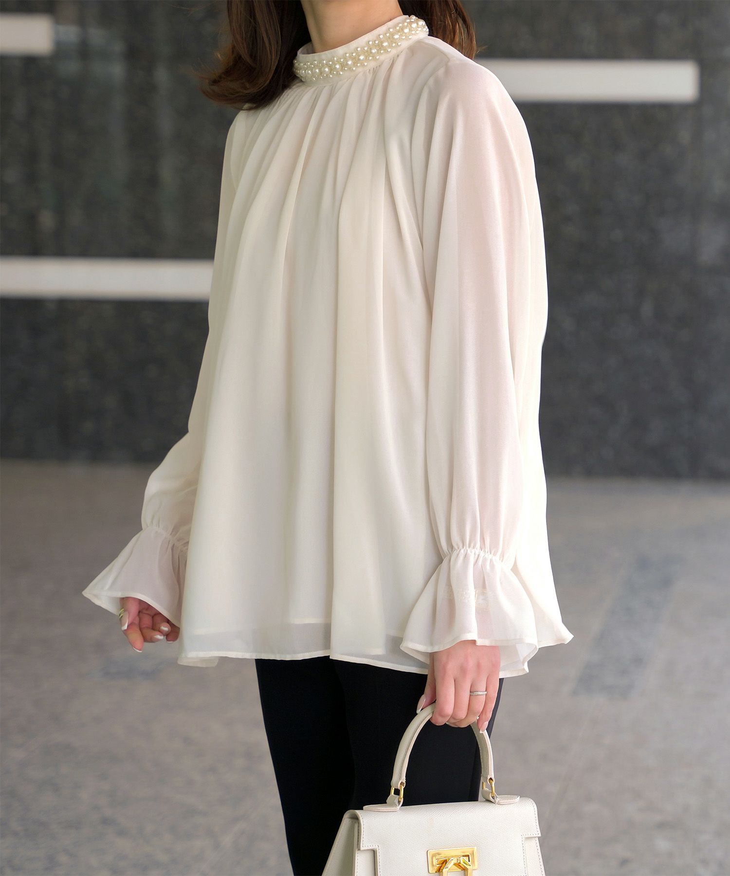 レディース ブラウス パール ビジュー 洗える きれいめ アイボリー/ピンクベージュ/ブラック キャンディースリーブ
