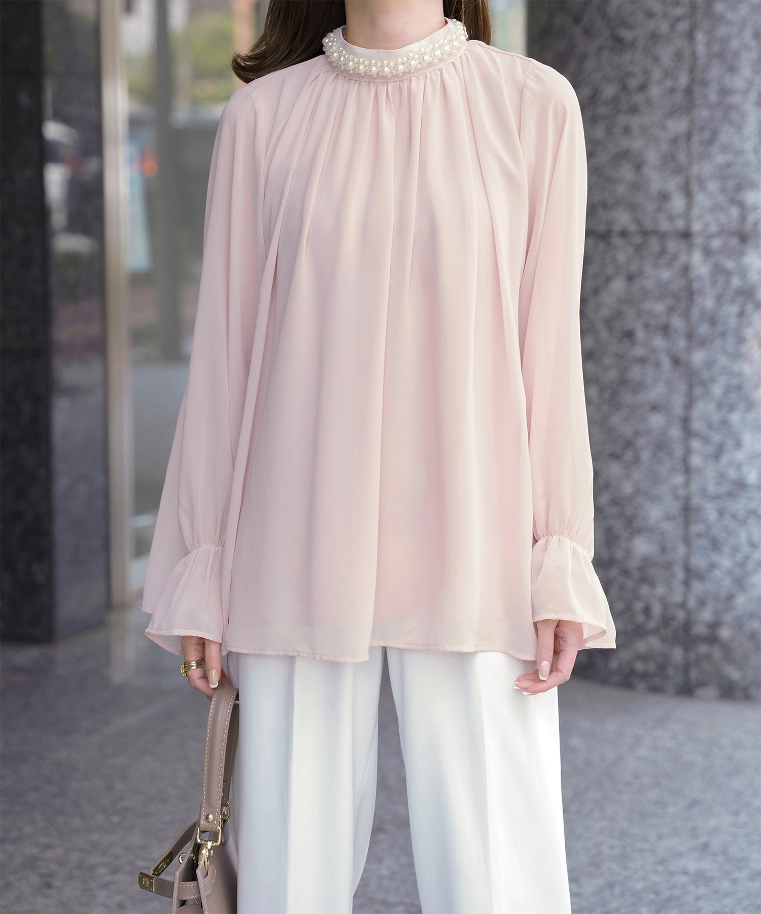 レディース ブラウス パール ビジュー 洗える きれいめ アイボリー/ピンクベージュ/ブラック キャンディースリーブ