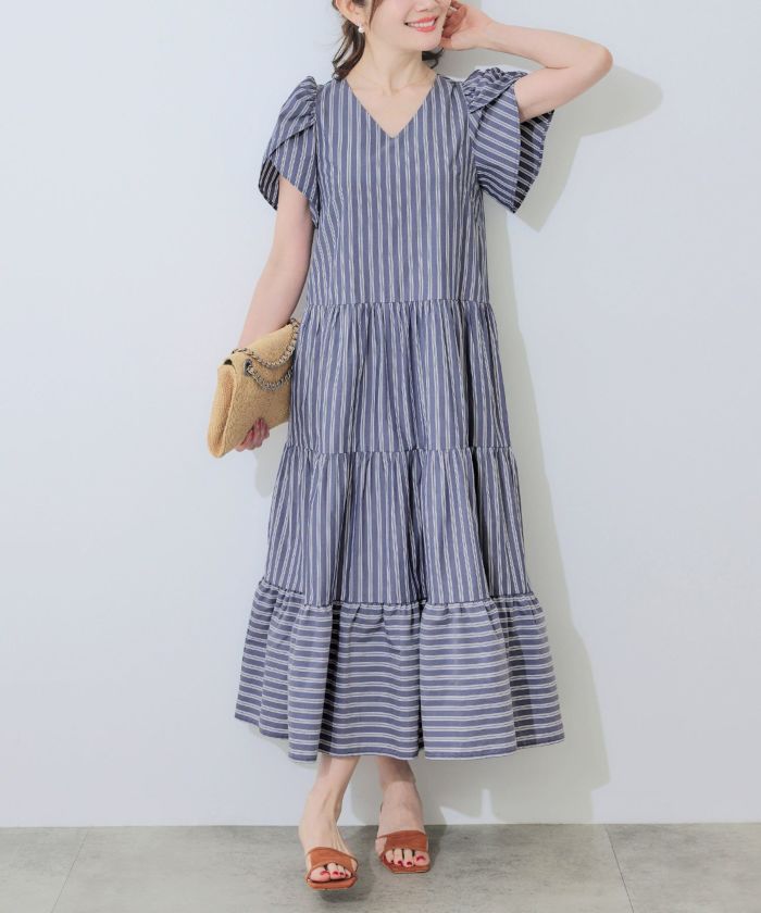手洗い可Vネック袖山ギャザーフレアおしゃれフェミニンナチュラル上品大人可愛いきれいめ体型カバー夏ジョイントスペース
