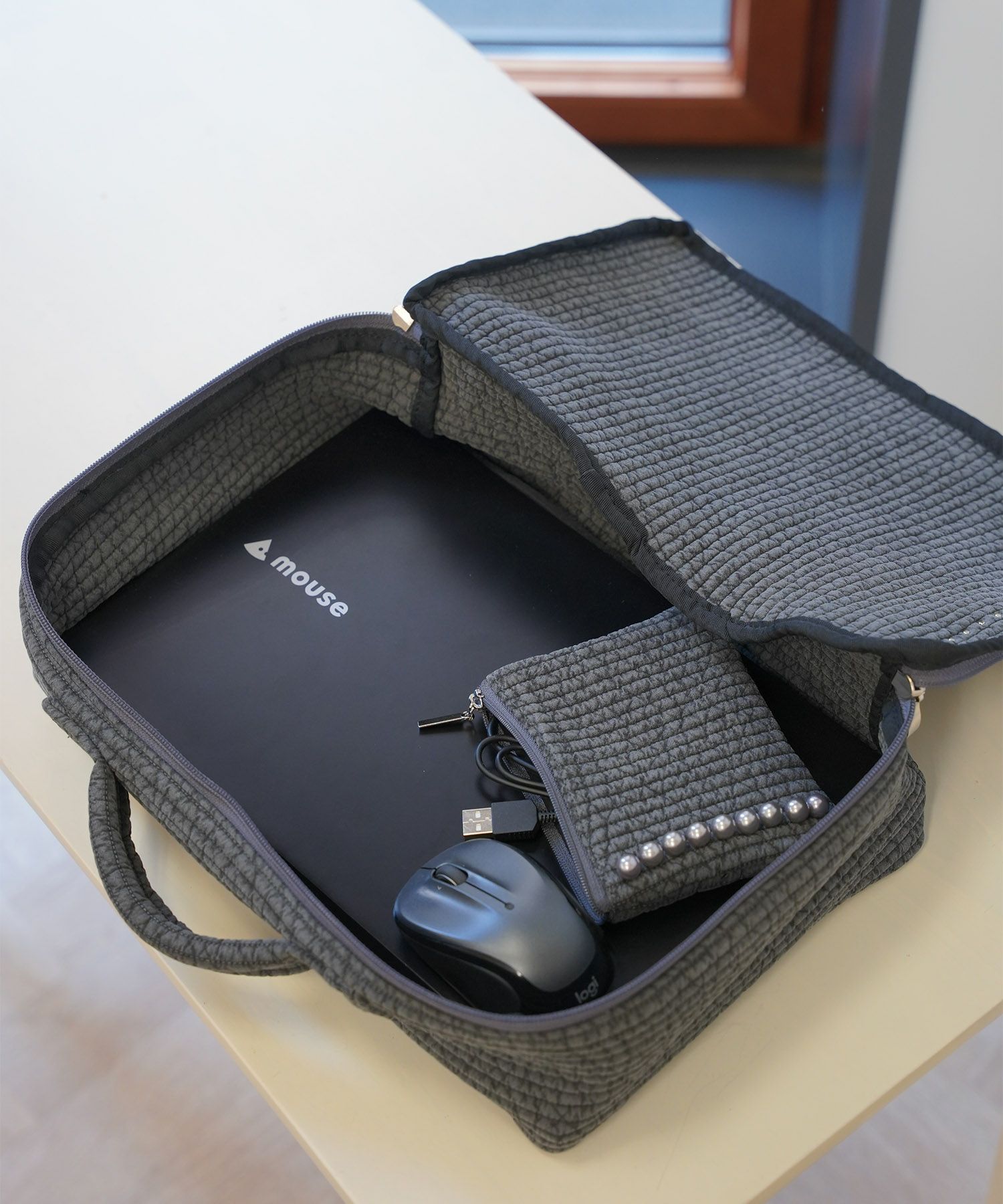 ポーチ パール トワルドジュイ ヌビ 韓国 トラベルポーチ ベージュ チャコール ピンクジュイ柄 グレージュイ柄 パールトリム