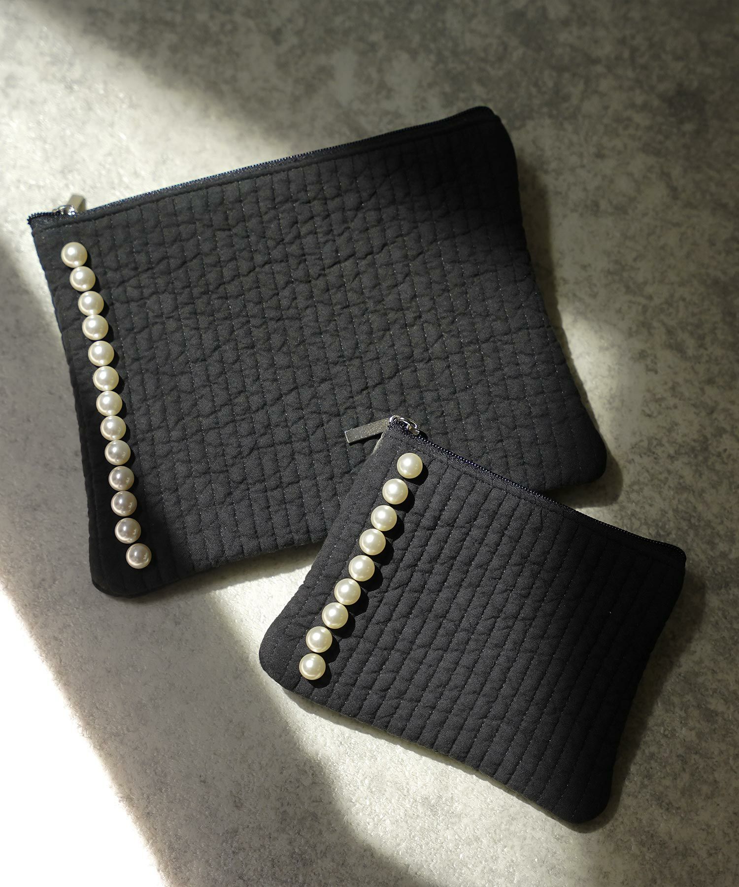 ポーチ パール ヌビ 韓国 アイボリー グレー チャコール ブラック パールトリム フラット ミドル