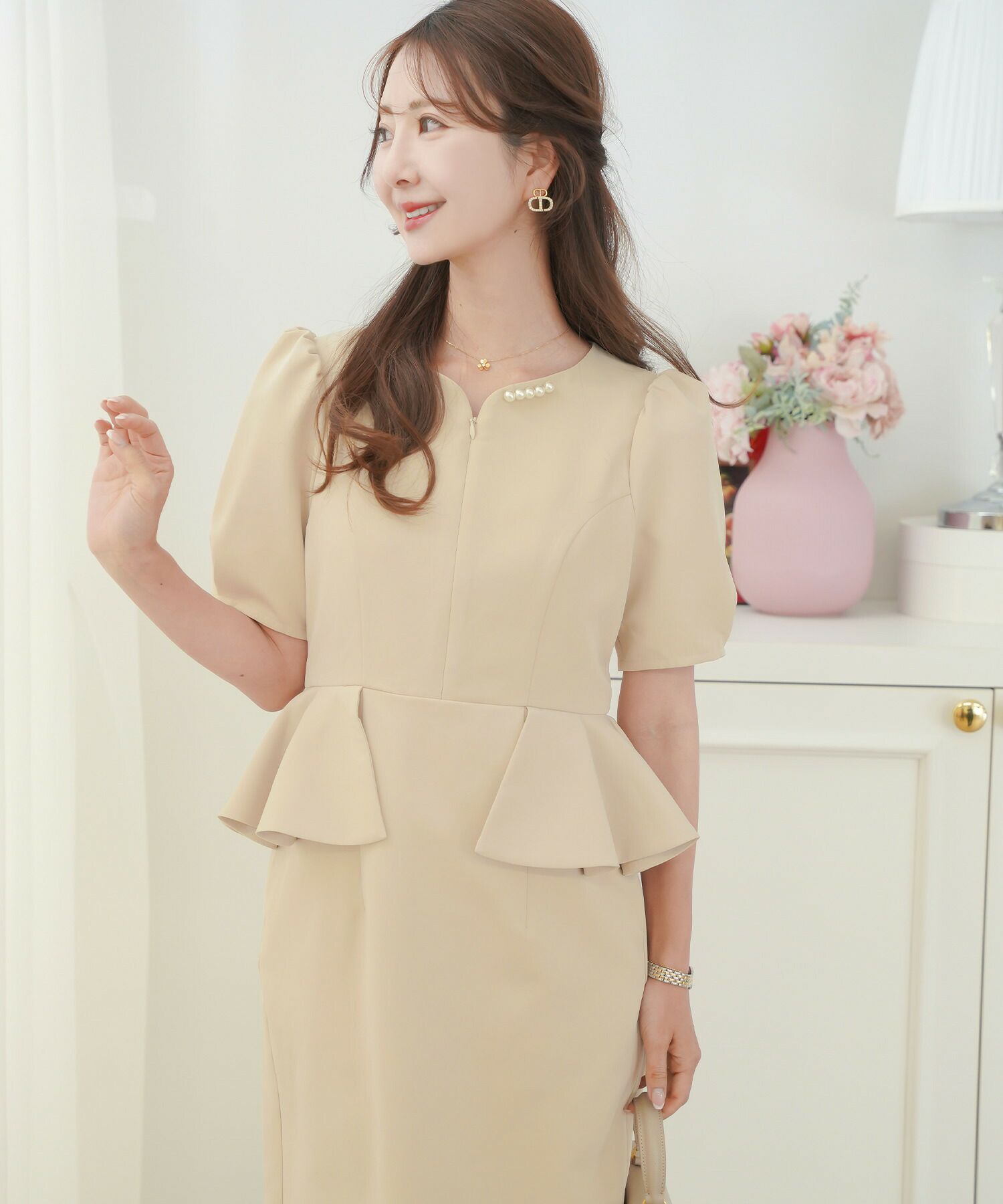 レディース/ワンピース/タイト/ペプラム/フロントファスナー/ハートネック/半袖/タック/スリット/シルエット/入卒園/授業参観/お宮参り/オケージョン/キレイ/綺麗/夏/春/体型カバー/ペプラム/ウエストゴム/上品/エレガント/フェミニン/20代/30代/40代/ママ/母/